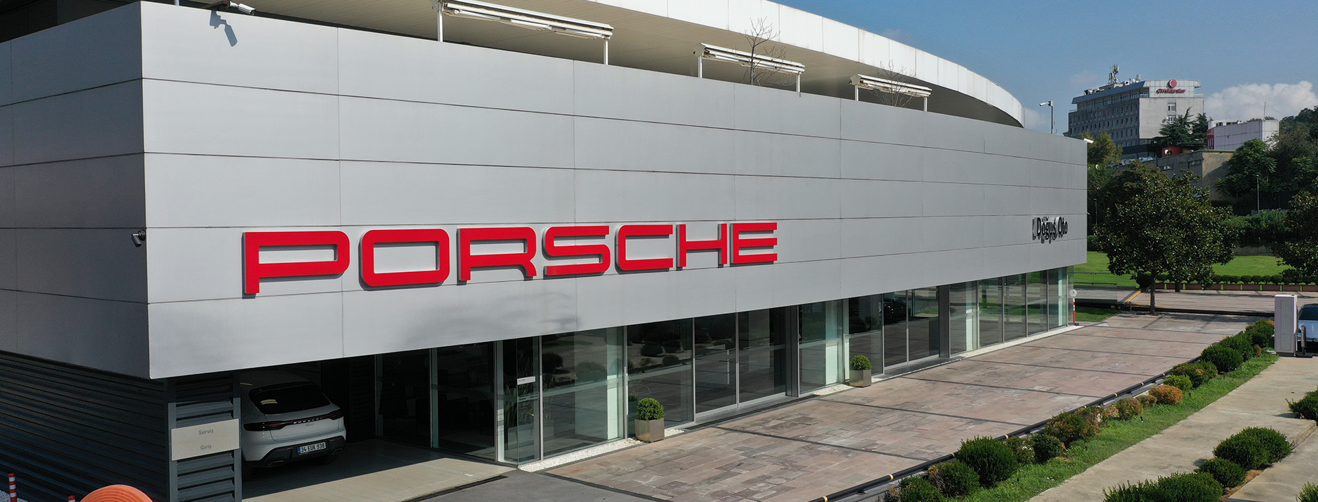 Porsche - Doğuş Oto Maslak Porsche