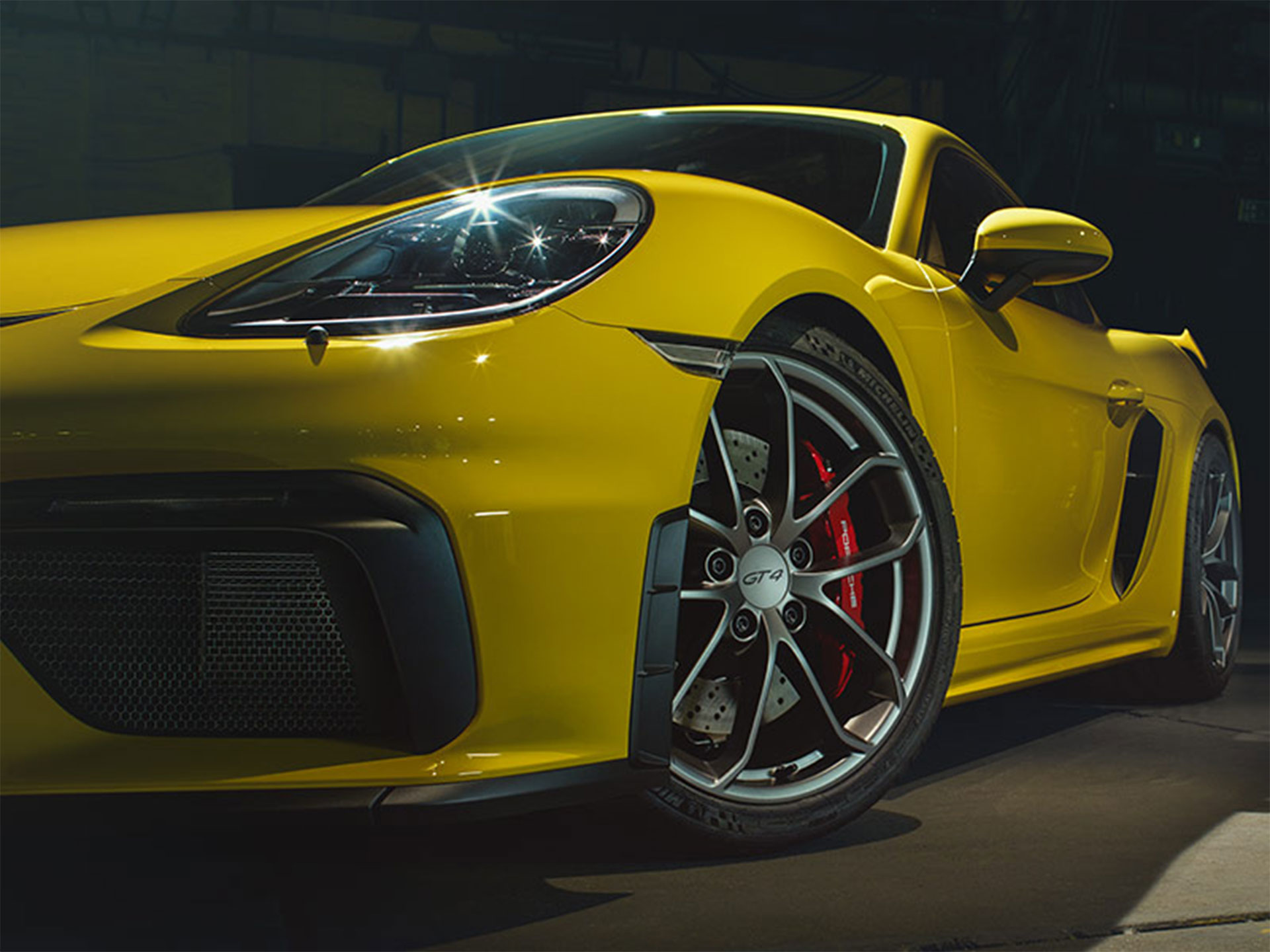 Porsche Aerodinamik ve tasarım - 20 inç 718 Cayman GT4 jantlar  