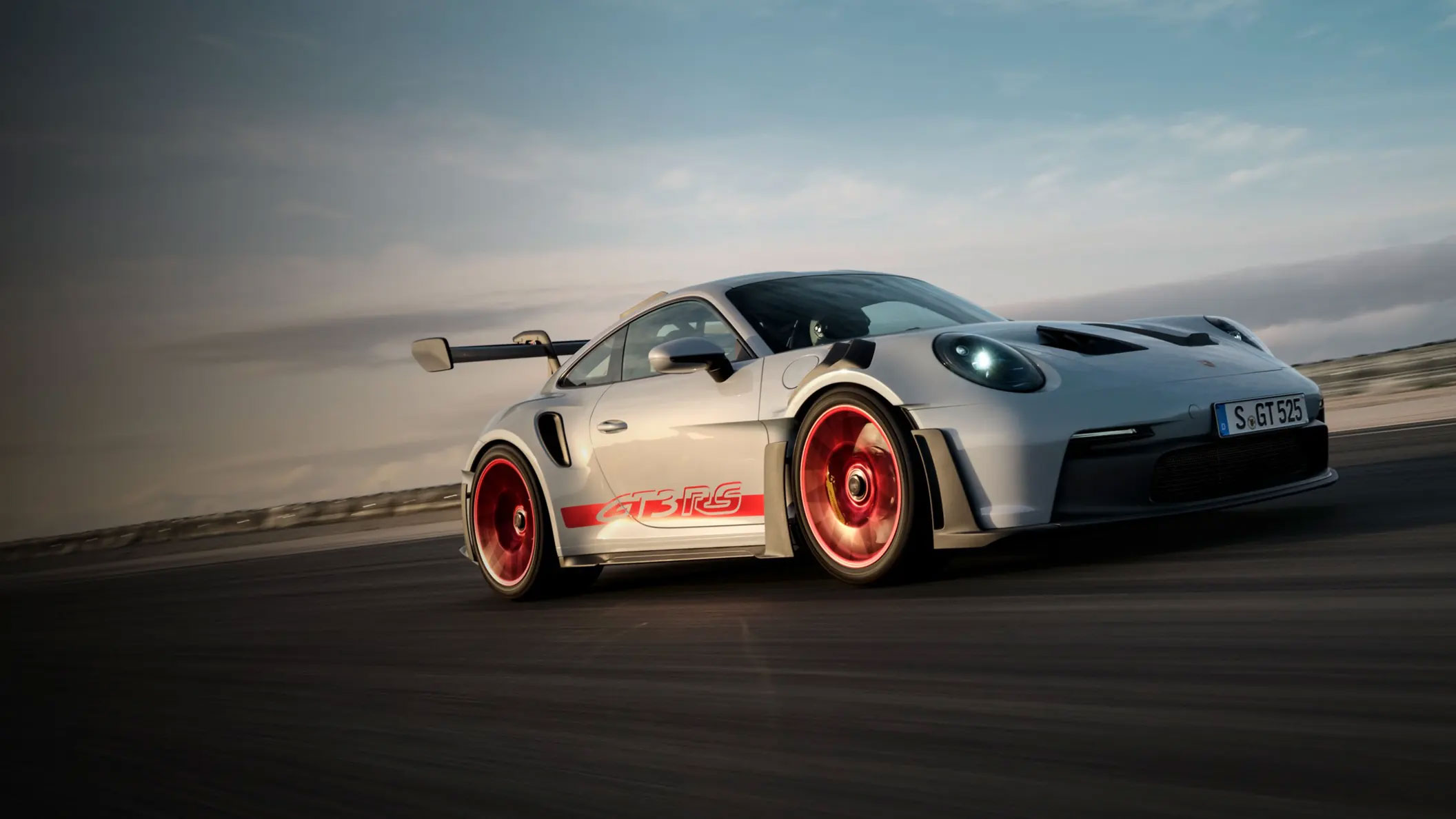 Porsche - Diğer performans özellikleri.